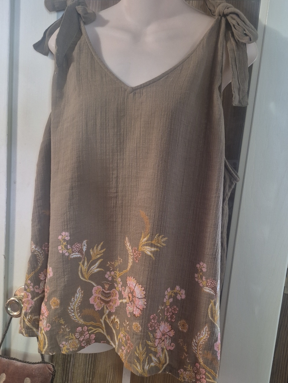 Wonderly Green Tie-Shoulder Camisole with Pink & Yellow Floral Embroidery